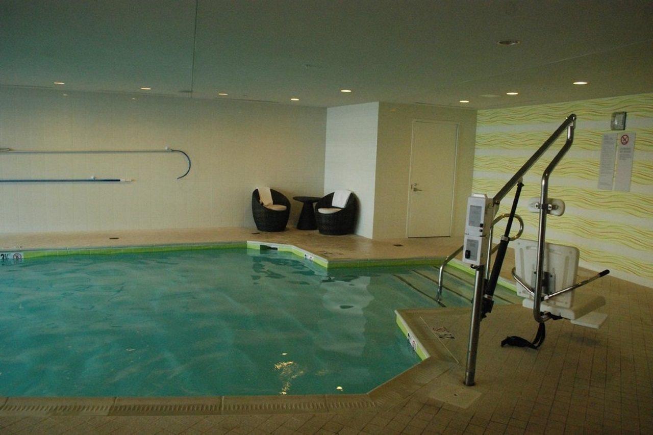 Renaissance Arlington Capital View Hotel Екстериор снимка