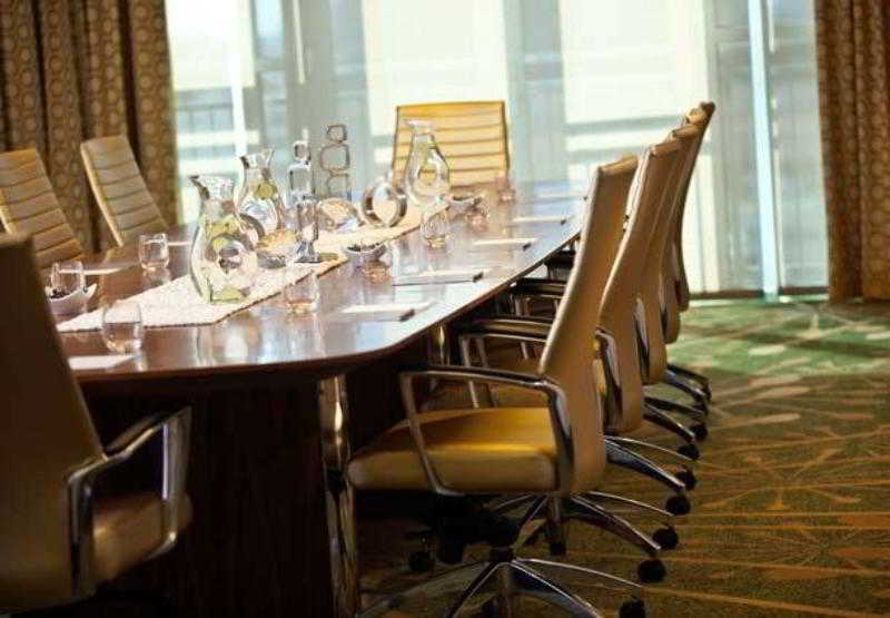 Renaissance Arlington Capital View Hotel Екстериор снимка